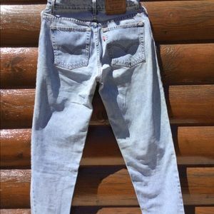 ⚠️ DISTRESSED NATURALLY 👖VINTAGE LEVI’S 550’s Hi-Rise Lt Wash Taper…